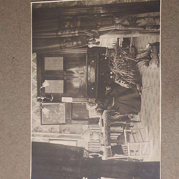 Antique Cabinet Card Photos of Living SittRoom of Home 1800s Burlington Vermont - Picture 6 of 12